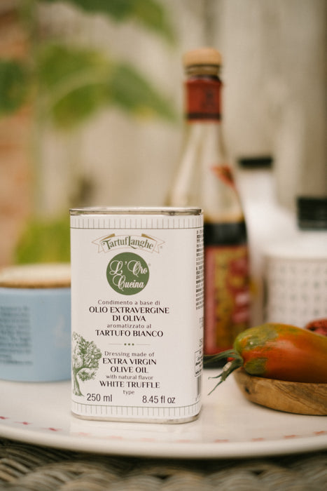 ORO IN CUCINA®: Dressing based on EXTRA VIRGIN OLIVE OIL flavored with white truffle 250ml